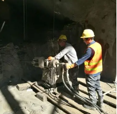 吉木萨尔水下抗分散灌浆料特点 水下不分散注浆料介绍