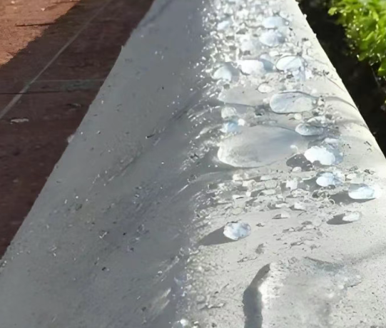 吉木萨尔硅烷浸渍涂料在混凝土保护中的应用